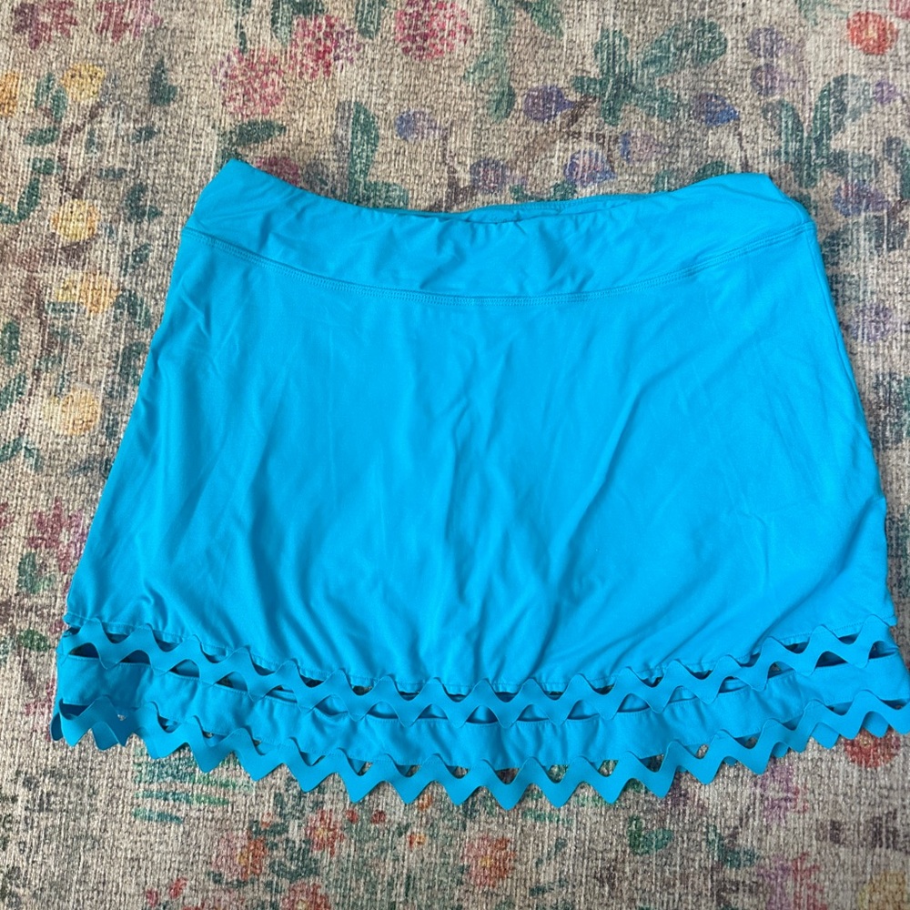 Lilly Pulitzer Luxletic cut out skirt